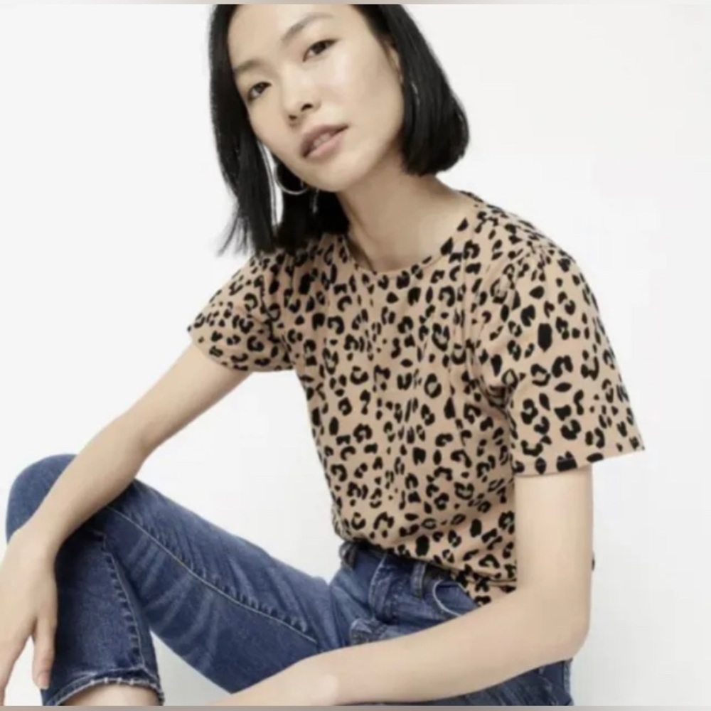 J.CREW Puff/Flutter Sleeve Leapord T-shirt